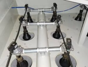 Sand blasting machine dust collector with multiple dedust filter elements installed